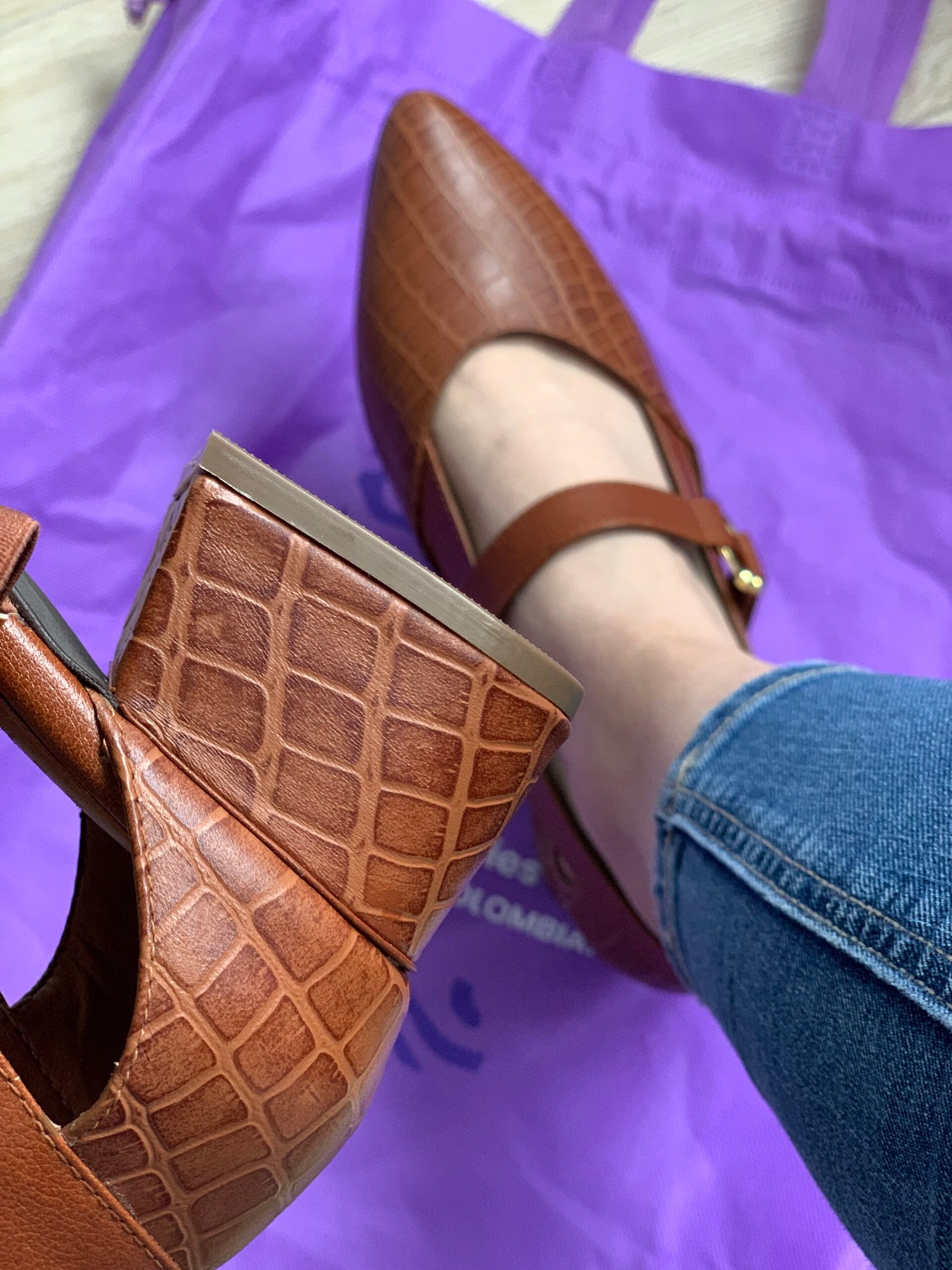 zapatilla dama cuero tabaco x croco zapatilla dama cuero tabaco x croco