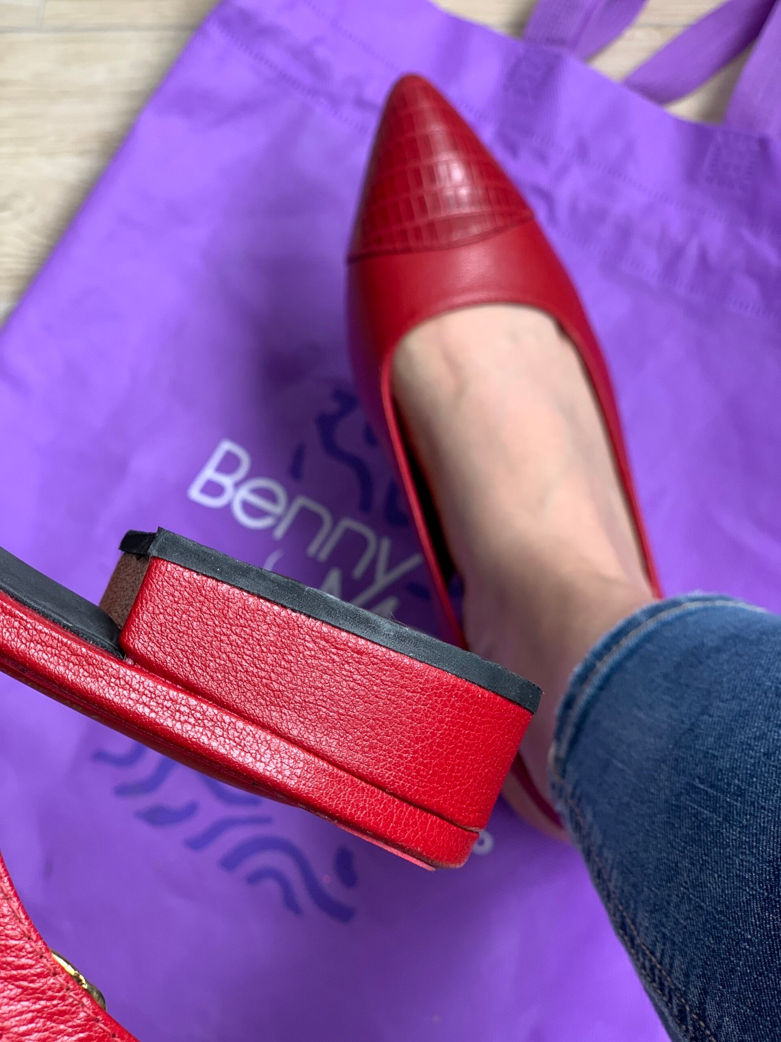 zapatilla dama cuero rojo zapatilla dama cuero rojo